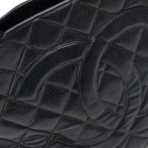 chanel medallion tote fit laptop｜TikTok Search