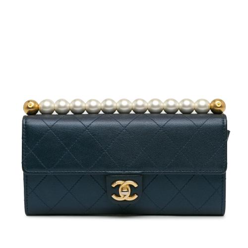 Chanel Goatskin Chic Pearls Clutch With Chain