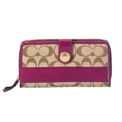 COACH Legacy Leather Checkbook Cover in Pink