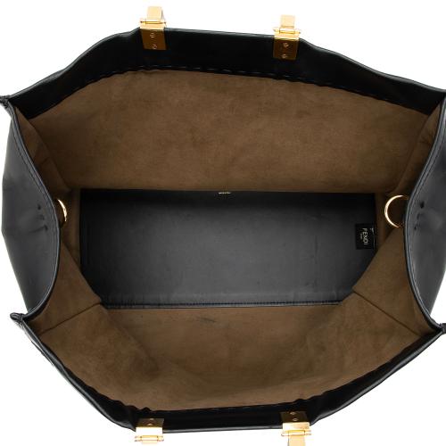 Fendi Way Large Tote Bag in Brown