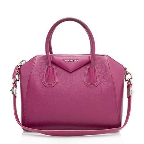 givenchy antigona small size in cm