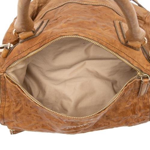 Pandora Medium Shoulder Bag