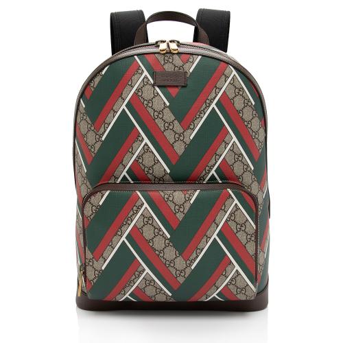 Gucci GG Supreme Chevron Medium Day Backpack