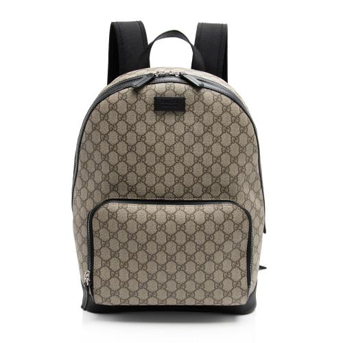 Gucci GG Supreme Medium Backpack