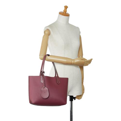 Medium turnaround reversible leather tote on sale