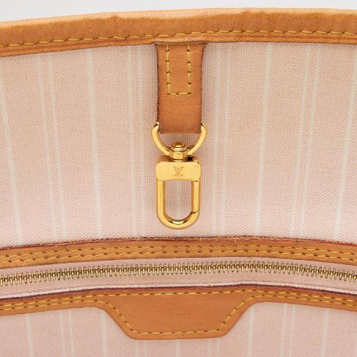 Louis Vuitton Pink Yellow Monogram Giant By The Pool, 40% OFF