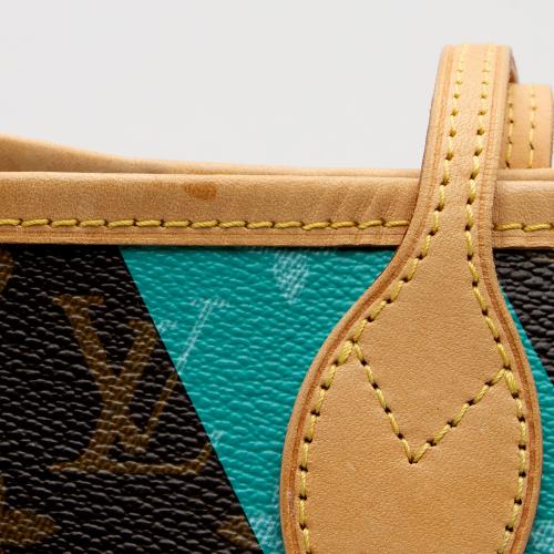 Louis Vuitton Pochette Monogram V MM Teal Lining in Canvas with