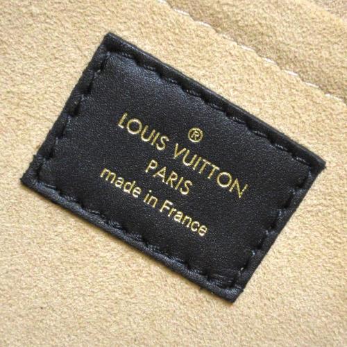 Louis Vuitton Monogram On My Side MM