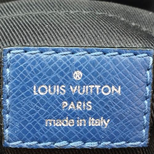 Louis Vuitton Taiga Outdoor Messenger PM