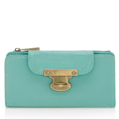 Marc Jacobs Leather Pushlock Wallet