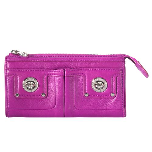 Marc by Marc Jacobs Totally Turnlock Wallet