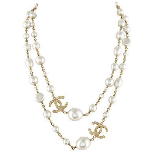 Chanel Pearl CC Logo Necklace