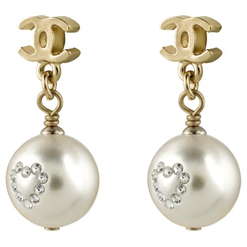  Chanel Pearl Heart Drop Earrings