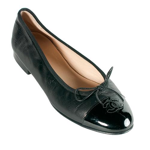 Chanel Classic Cap Toe Ballet Flats - Size 10 / 40