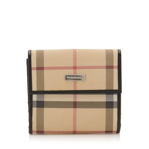 Burberry Wallet Fake vs Real Guide: How to Tell if a Burberry Wallet is  Real? - Extrabux