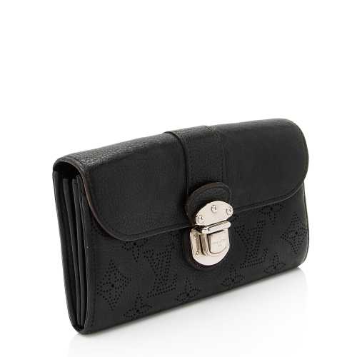 Louis Vuitton Mahina Leather Amelia Wallet