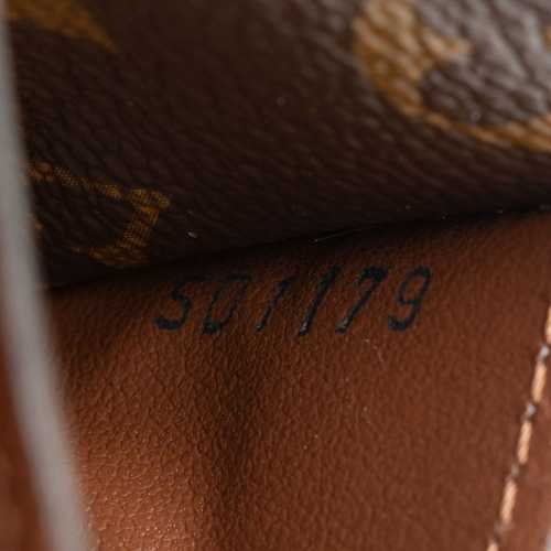 Louis Vuitton Monogram Canvas Sarah Wallet