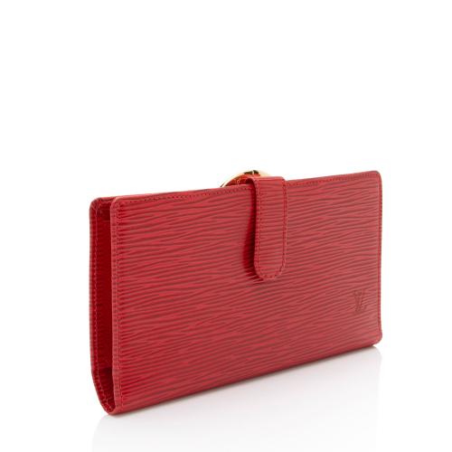 Louis Vuitton Cherry Red Monogram Vernis French Purse Wallet at 1stDibs | louis  vuitton french purse wallet, louis vuitton french wallet, french purse  wallet louis vuitton
